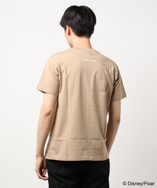 Disney（ディズニー）の「【TOY STORY/トイ・ストーリー】　プリントＴシャツ（Tシャツ/カットソー・メンズ・ホワイト/ブラック/ベージュ/ホワイト系その他・SMALL/MEDIUM/LARGE/X-LARGE）」の8枚目の写真