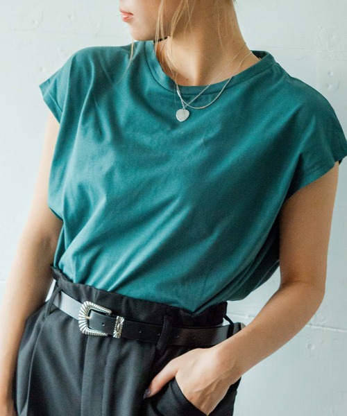 WEGO(ウィゴー)の「WEGO/【ZOZOTOWN&一部店限定】コットンノースリーブTシャツ(タンクトップ・レディース・ホワイト/スミクロ/ホワイト系その他5/ブルー系その他5/ライトブラウン/ブラック/グリーン/パープル/ワイン・FREE)」の7枚目の写真