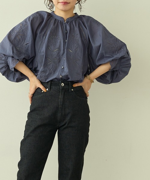 natural couture（ナチュラルクチュール）の「【大人ナチュ】ボリュームスリーブ刺繍ブラウス（シャツ/ブラウス・レディース・ネイビー/オフホワイト/その他1・FREE）」の18枚目の写真