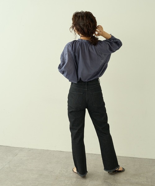 natural couture（ナチュラルクチュール）の「【大人ナチュ】ボリュームスリーブ刺繍ブラウス（シャツ/ブラウス・レディース・ネイビー/オフホワイト/その他1・FREE）」の22枚目の写真