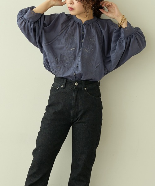 natural couture（ナチュラルクチュール）の「【大人ナチュ】ボリュームスリーブ刺繍ブラウス（シャツ/ブラウス・レディース・ネイビー/オフホワイト/その他1・FREE）」の15枚目の写真