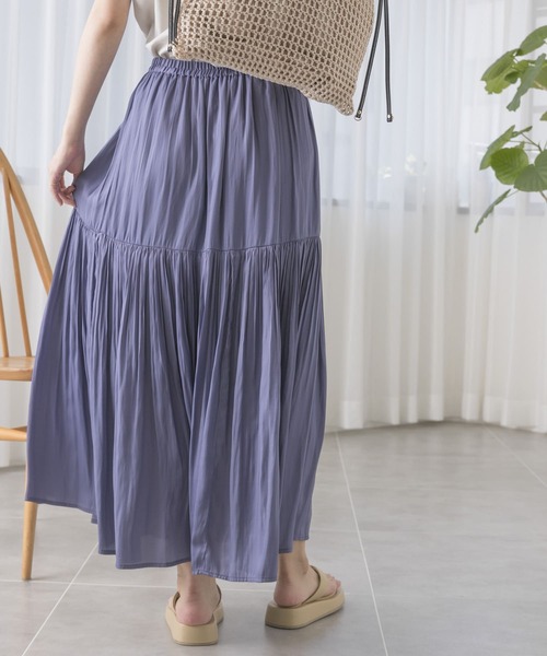 URBAN RESEARCH（アーバンリサーチ）の「プリーツティアードスカート