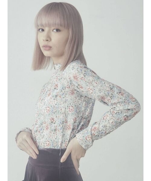 merry jenny(メリージェニー)の「tiny flower tops(Tシャツ/カットソー・レディース・ピンク/ブルー・FREE)」の4枚目の写真