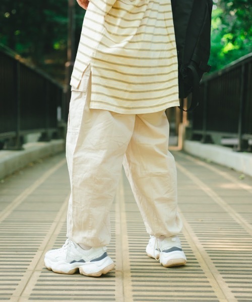 nemne store（ネンネストア）の「雲を見つめるスソダーツカーゴパンツ（カーゴパンツ・レディース・オフホワイト/アイボリー・フリー）」の8枚目の写真