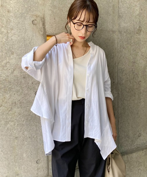 CAPRICIEUX LE'MAGE（カプリシューレマージュ）の「ラッフルデザインシャツ（シャツ/ブラウス・レディース・ホワイト/ブラック/カーキ・FREE）」の2枚目の写真