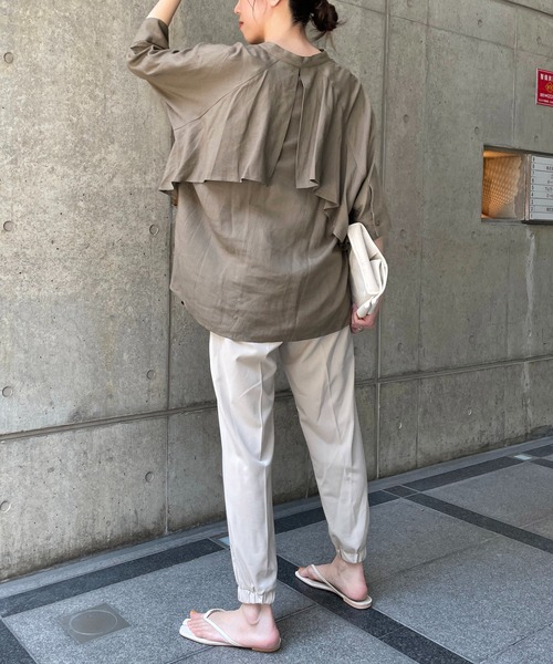 CAPRICIEUX LE'MAGE（カプリシューレマージュ）の「ラッフルデザインシャツ（シャツ/ブラウス・レディース・ホワイト/ブラック/カーキ・FREE）」の6枚目の写真