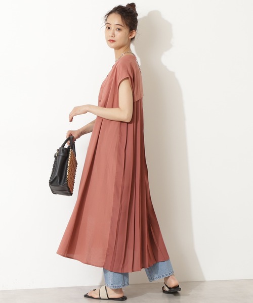 N.（N. Natural Beauty Basic）（エヌエヌナチュラルビューティーベーシック）の「バックプリーツマキシワンピース（ワンピース・レディース・ホワイト/ブラック/レッド・MEDIUM）」の17枚目の写真