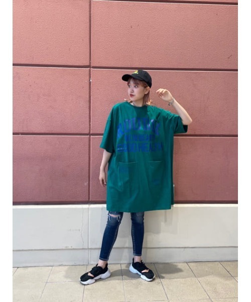 RODEO CROWNS WIDE BOWL（ロデオクラウンズワイドボウル）の「ポケットTシャツワンピース（ワンピース・レディース・ホワイト/ブラック/グリーン・FREE）」の3枚目の写真