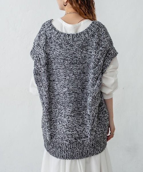 mystic(ミスティック)の「ケーブルニットベスト(ベスト・レディース・オフホワイト/チャコールグレー/ベージュ/その他・FREE)」の9枚目の写真