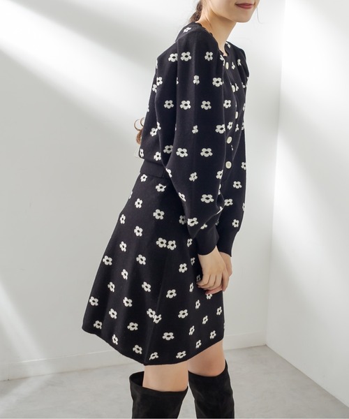 OLIVE des OLIVE（オリーブデオリーブ）の「テクなしでしゃれ感高まる。花ジャガードニットアップ（ワンピース・レディース・ブラック/ラベンダー/アイボリー/ベージュ/ピンク/スミクロ・FREE）」の17枚目の写真