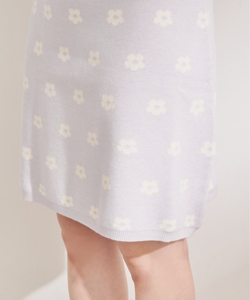 OLIVE des OLIVE（オリーブデオリーブ）の「テクなしでしゃれ感高まる。花ジャガードニットアップ（ワンピース・レディース・ブラック/ラベンダー/アイボリー/ベージュ/ピンク/スミクロ・FREE）」の11枚目の写真