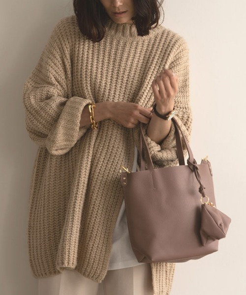 marjour(マージュール)の「DAIRY TOTE BAG(ショルダーバッグ・レディース・ブラック/ピンクベージュ・FREE)」の1枚目の写真