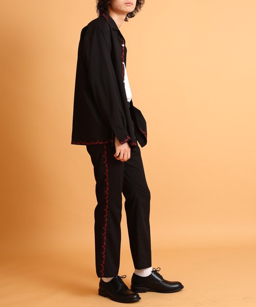 SPINNS(スピンズ)の「【FUVA / フーヴァ】サイド刺繍デザイン フレアパンツ(スラックス・メンズ・ブラック・ONESIZE)」の16枚目の写真