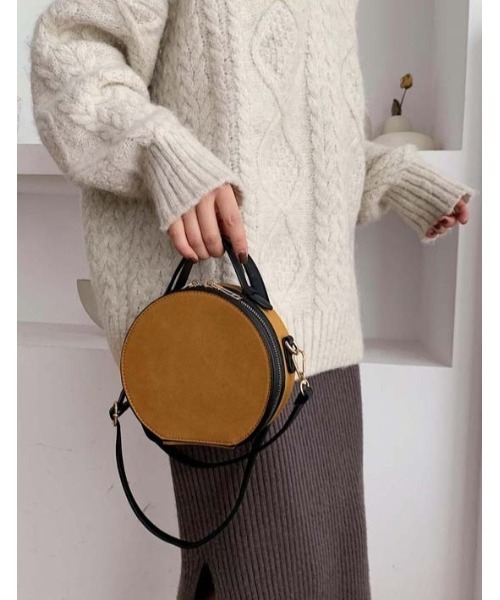 Ritzy（リッツィー）の「大人シルエット 丸型ボックス エレガント ショルダーバッグ（ショルダーバッグ・レディース・ホワイト/ブラック/キャメル・FREE）」の19枚目の写真