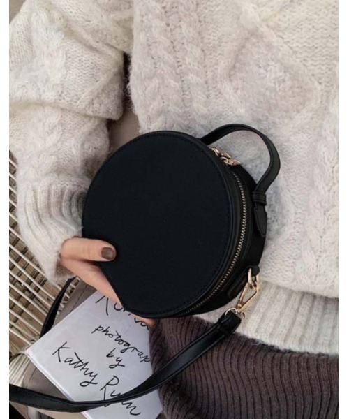 Ritzy（リッツィー）の「大人シルエット 丸型ボックス エレガント ショルダーバッグ（ショルダーバッグ・レディース・ホワイト/ブラック/キャメル・FREE）」の11枚目の写真