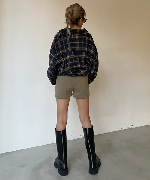 SHAGGIE（シャギー）の「ミニコーデュロイショートパンツ（その他パンツ・レディース・ブラック/ベージュ/グレー・SMALL/MEDIUM）」の13枚目の写真