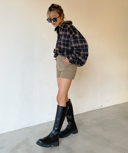 SHAGGIE（シャギー）の「ミニコーデュロイショートパンツ（その他パンツ・レディース・ブラック/ベージュ/グレー・SMALL/MEDIUM）」の10枚目の写真