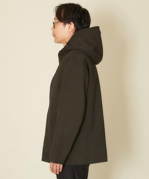 MEN'S MELROSE（メンズメルローズ）の「ラミネーションツイル フーデッドブルゾン（マウンテンパーカー・メンズ・ブラック/ネイビー/カーキ・3/4/5）」の10枚目の写真