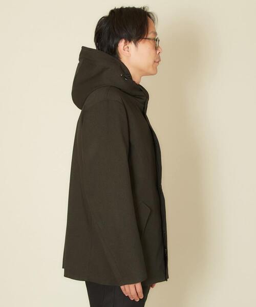 MEN'S MELROSE（メンズメルローズ）の「ラミネーションツイル フーデッドブルゾン（マウンテンパーカー・メンズ・ブラック/ネイビー/カーキ・3/4/5）」の4枚目の写真