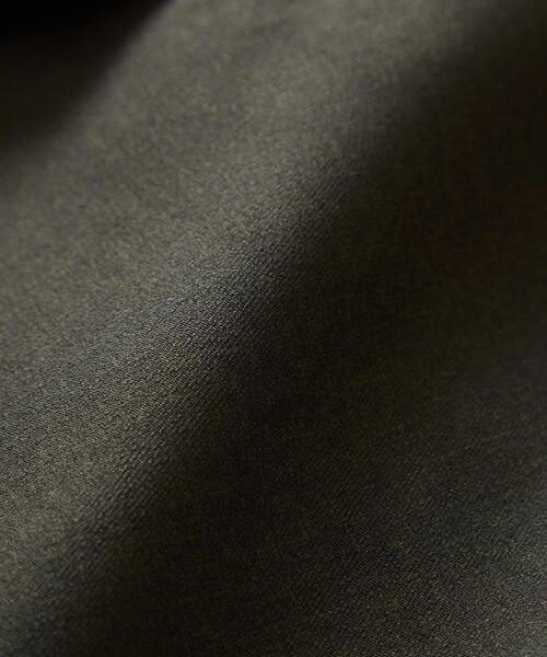 MEN'S MELROSE（メンズメルローズ）の「ラミネーションツイル フーデッドブルゾン（マウンテンパーカー・メンズ・ブラック/ネイビー/カーキ・3/4/5）」の18枚目の写真