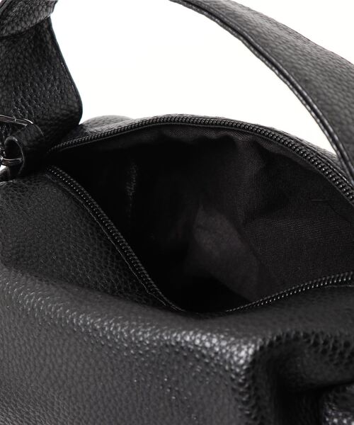 Opinion korean town（オピニオン コリアン タウン）の「Square 2way hand bag（ハンドバッグ・レディース・ホワイト/ブラック/ベージュ・FREE）」の4枚目の写真