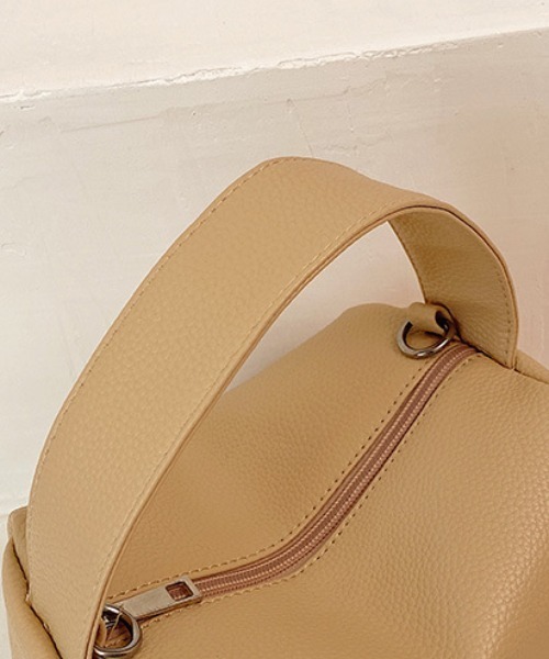 Opinion korean town（オピニオン コリアン タウン）の「Square 2way hand bag（ハンドバッグ・レディース・ホワイト/ブラック/ベージュ・FREE）」の15枚目の写真