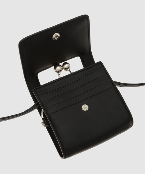 Simone Rocha(シモーネロシャ)の「FLAP WRISTLET BAG WITH CROSSBODY STRAP(ショルダーバッグ・レディース・ブラック系その他・ONESIZE)」の4枚目の写真