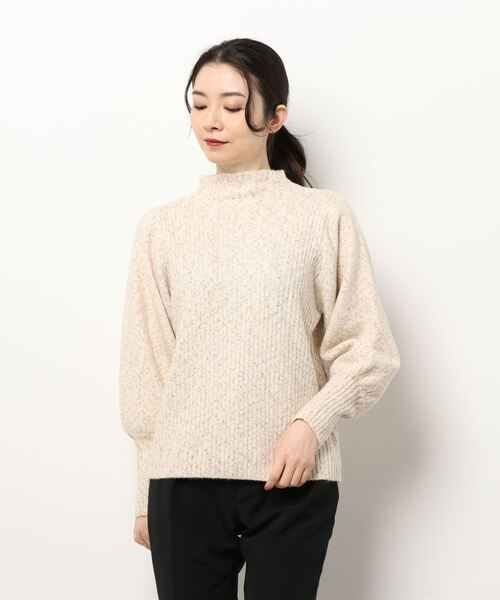 ENNEA(エンネア)の「【2021AW】メランジネップヤーン・ボリューム袖ハイネックふわふわ5Gニット(ニット/セーター・レディース・ライトグレー/ベージュ/オフホワイト・M)」の18枚目の写真