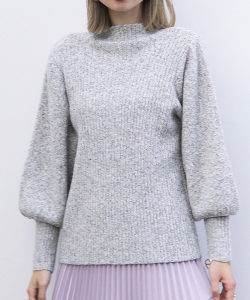 ENNEA(エンネア)の「【2021AW】メランジネップヤーン・ボリューム袖ハイネックふわふわ5Gニット(ニット/セーター・レディース・ライトグレー/ベージュ/オフホワイト・M)」の6枚目の写真