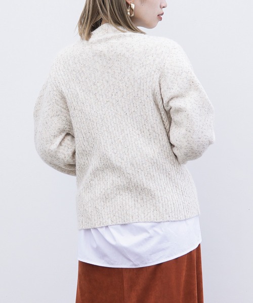 ENNEA(エンネア)の「【2021AW】メランジネップヤーン・ボリューム袖ハイネックふわふわ5Gニット(ニット/セーター・レディース・ライトグレー/ベージュ/オフホワイト・M)」の7枚目の写真