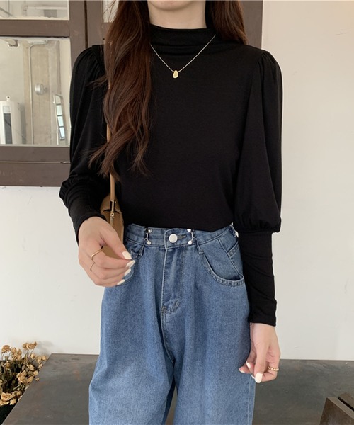 me+em select(ミームセレクト)の「【 6色展開 】裏起毛ギャザーパフ袖ロングカフストップス(Tシャツ/カットソー・レディース・ホワイト/ブラック/ブラウン/グレー/モカ/キャメル・FREE)」の13枚目の写真