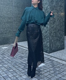 パンチングレザースリムスカート