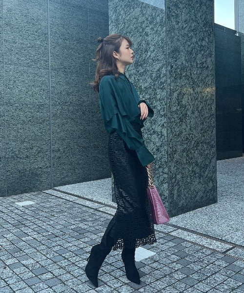 EIMY ISTOIRE(エイミーイストワール)の「パンチングレザースリムスカート(スカート・レディース・ブラック/アイボリー・SMALL/MEDIUM)」の13枚目の写真