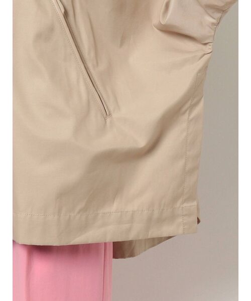 ELENDEEK（エレンディーク）の「オーバーサイズテントコート（ナイロンジャケット・レディース・ベージュ/ブラック・FREE）」の20枚目の写真
