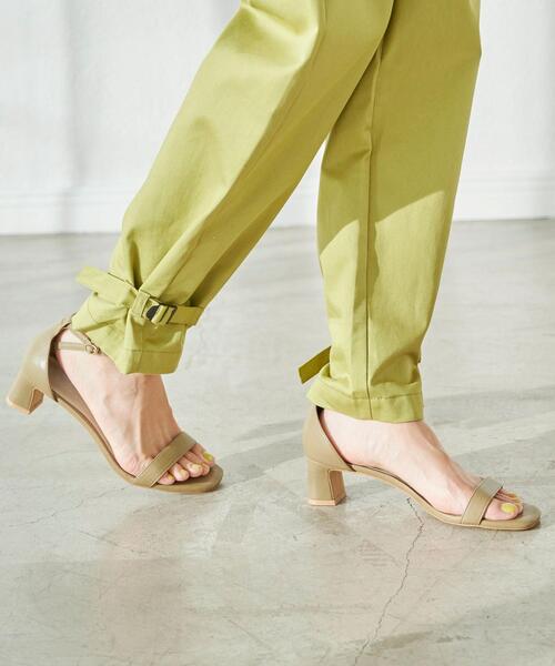 green label relaxing（グリーンレーベルリラクシング）の「スクエア ベルト サンダル(5cmヒール)（サンダル・レディース・ブラック/ベージュ/オリーブ/シルバー・22cm/22.5cm/23cm/23.5cm/24cm/24.5cm/25cm/25.5cm）」の3枚目の写真
