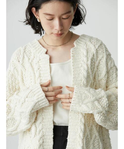 AMERICAN HOLIC（アメリカンホリック）の「ローゲージケーブルニットカーディガン（カーディガン/ボレロ・レディース・アイボリー/モカ・M/L）」の7枚目の写真