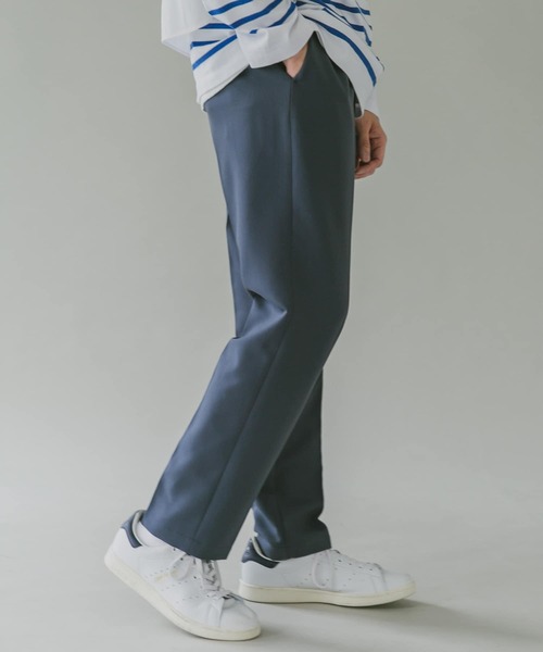 URBAN RESEARCH DOORS(アーバンリサーチドアーズ)の「TRテーパードトラウザー(その他パンツ・メンズ・ブラウン/ブラック/ベージュ/ブルー・40/38/36)」の21枚目の写真