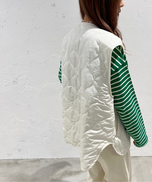 apres jour mignon（アプレジュールミニョン）の「キルティングベスト【ZOZOTOWN限定アイテム】（ベスト・レディース・カーキ/アイボリー/ブラック・フリー/X-LARGE）」の7枚目の写真