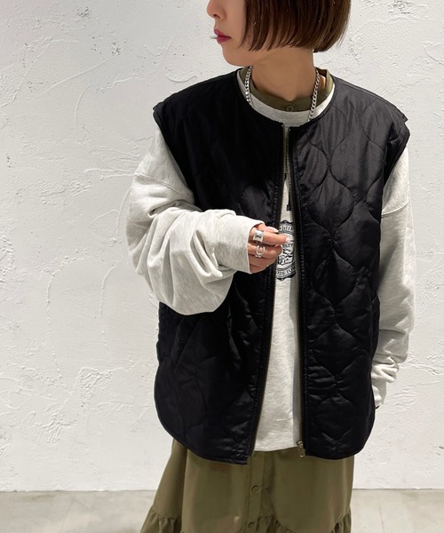 apres jour mignon（アプレジュールミニョン）の「キルティングベスト【ZOZOTOWN限定アイテム】（ベスト・レディース・カーキ/アイボリー/ブラック・フリー/X-LARGE）」の13枚目の写真
