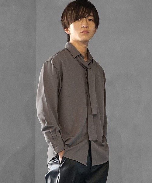 MinoriTY(マイノリティ)の「とろみ素材ボウタイシャツ(シャツ/ブラウス・メンズ・ホワイト/ブラック/グレー/ブルー・M/L)」の10枚目の写真