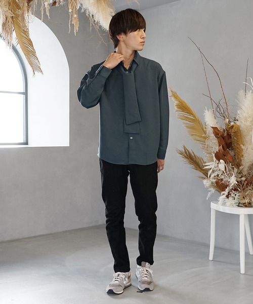 MinoriTY(マイノリティ)の「とろみ素材ボウタイシャツ(シャツ/ブラウス・メンズ・ホワイト/ブラック/グレー/ブルー・M/L)」の22枚目の写真