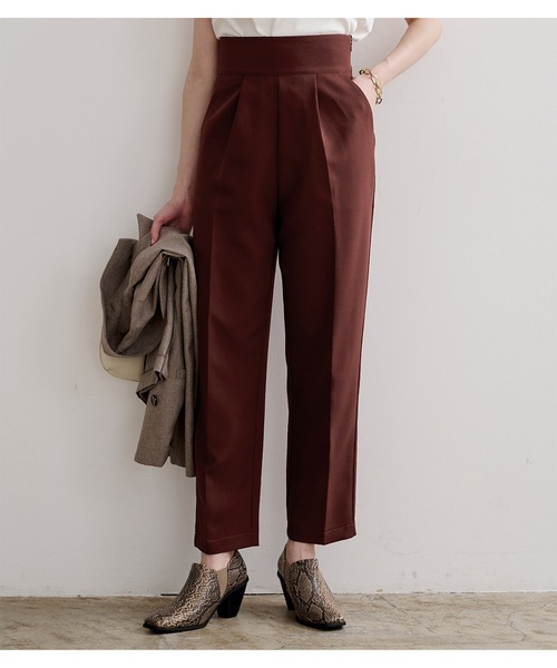 UR'S（ユアーズ）の「ハイウエストセンタープレスパンツ（その他パンツ・レディース・オフホワイト/ピンク/ネイビー/ブラック/ボルドー・S/M/L）」の5枚目の写真