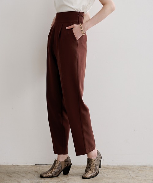 UR'S（ユアーズ）の「ハイウエストセンタープレスパンツ（その他パンツ・レディース・オフホワイト/ピンク/ネイビー/ブラック/ボルドー・S/M/L）」の19枚目の写真