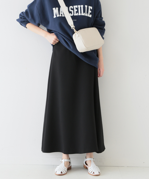 SLOBE IENA(スローブイエナ)の「《WEB限定》ダブルクロスフレアスカート◆(スカート・レディース・ブラック/ナチュラル・40/36/38)」の2枚目の写真