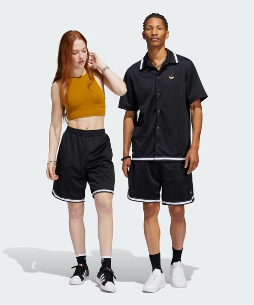 adidas(アディダス)の「タイショーン バスケットボール ショーツ / ハーフパンツ / アディダスオリジナルス(ジェンダーニュートラル/メンズ/レディース)(その他パンツ・メンズ・ダークグリーン/オフホワイト/ブラック×ゴールド・SMALL/MEDIUM/LARGE/X-LARGE/XXX-LARGE/XX-LARGE/X-SMALL)」の18枚目の写真