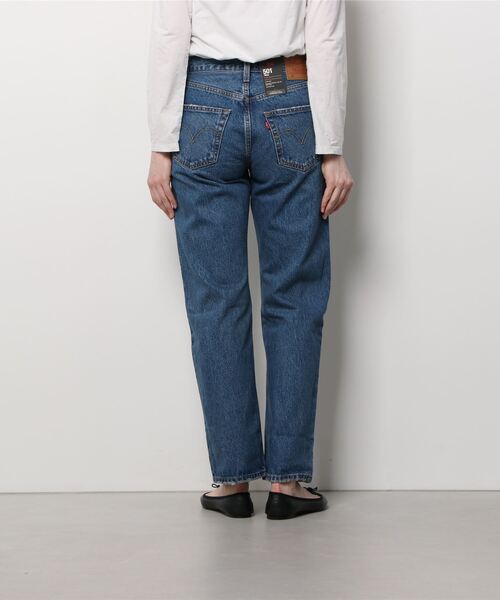 Levi's(リーバイス)の「Levi's/リーバイス 90'S 501(R) MAD LOVE(デニムパンツ・レディース・ダークインディゴブルー・23inch/24inch/25inch/26inch/27inch/28inch/29inch/30inch)」の3枚目の写真