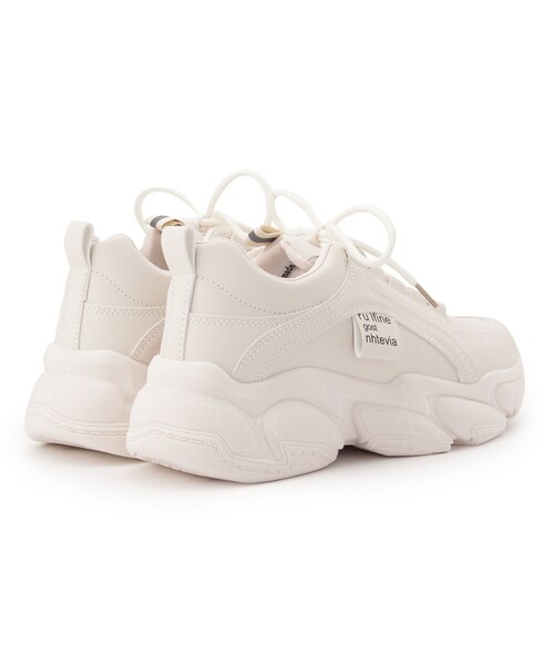 cs T&P（シーエスティーアンドピー）の「◆サイドチケット付きロゴ入り厚底スニーカー（スニーカー・レディース・ホワイト/ブラック/ベージュ・S/M/L/LL）」の7枚目の写真