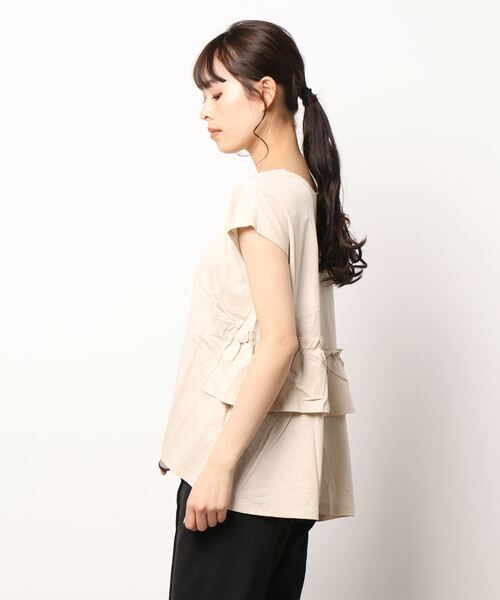 libelle more(リベル モア)の「薄手ポンチ バックフリルプルオーバー(Tシャツ/カットソー・レディース・ブラック/ベージュ/オフホワイト・M/L)」の11枚目の写真