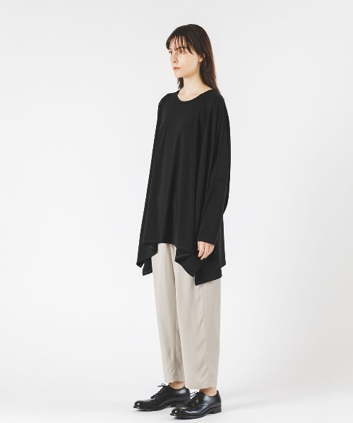 mizuiroind(ミズイロインド)の「mizuiro ind クルーネックワイドチュニック(チュニック・レディース・ブラック/チャコールグレー/ブルー/ベージュ・FREE)」の13枚目の写真