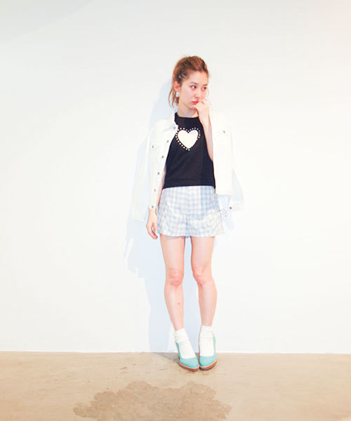 merry jenny(メリージェニー)の「カットデニム刺繍Gジャン(デニムジャケット・レディース・ブルー/インディゴブルー/ホワイト・FREE)」の4枚目の写真